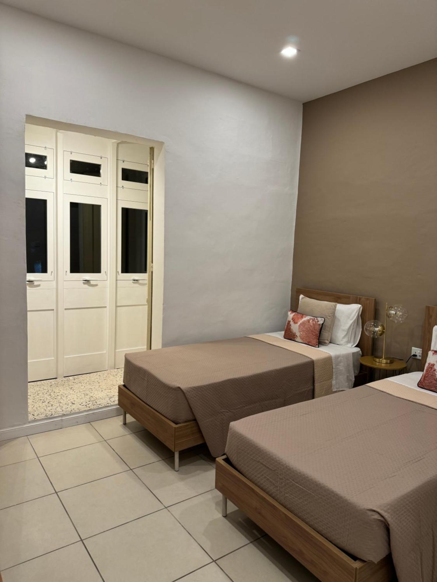 Townhouse 26 In Sliema, Malta Villa Exterior foto